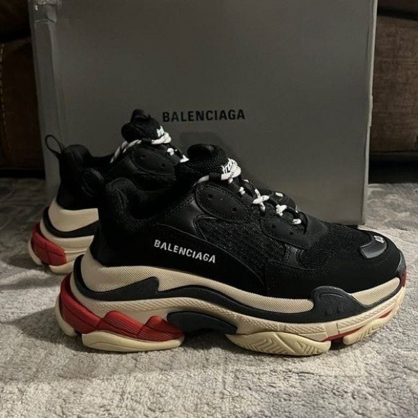 Balenciaga Triple S Black - Image 5