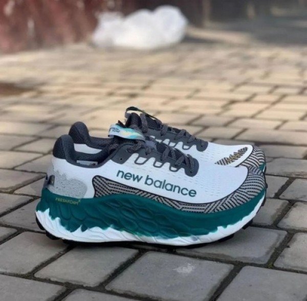 New Balance Fresh Foam X More Trail V3 - Image 2