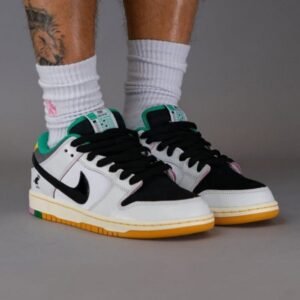 Nike SB Dunk Low X CSEF Clear Emerald